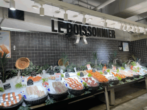 "Le Poissonnier" - a fancy display of fish for sale