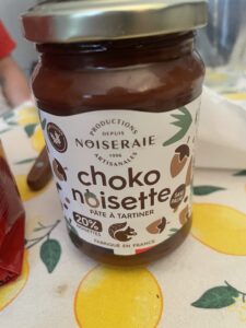 A photo of choko noisette pate a tartiner
